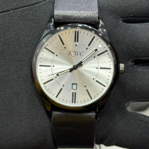 KWC JAPAN QUARTZ GENTS DATE K608 - Image 1