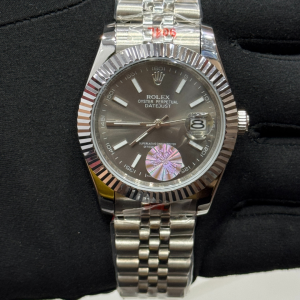 ROLEX DATEJUST SAPPHIRE QUARTZ - Image 2