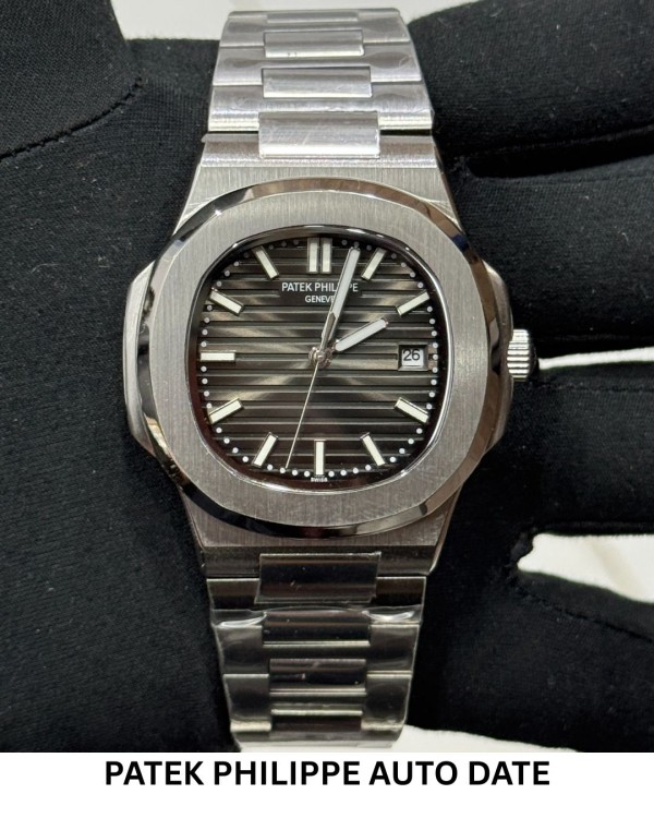 PATEK PHILIPPE NAUTILUS AUTO DATE SAPHIRE PATEK PHILIPPE NAUTILUS AUTO DATE SAPHIRE